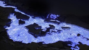 keindahan api biru kawah ijen