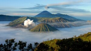 menjelajahi keindahan Gunung Bromo