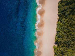 pantai unik di dunia