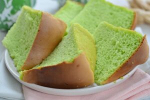Pandan cake